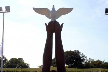 África - Paz, independência e desenvolvimento!