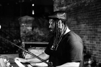 Delvon Lamarr Organ Trio